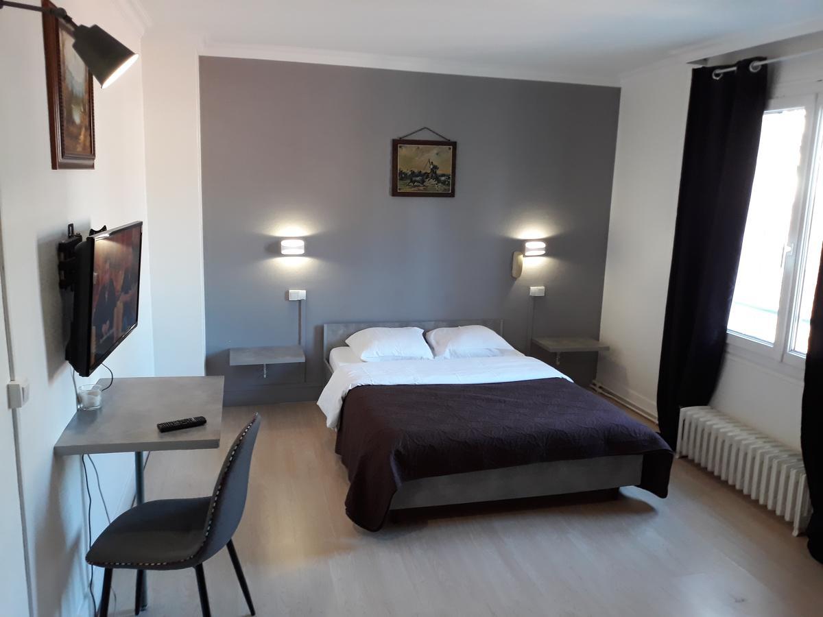 Hotel St Charles 랑부예 외부 사진