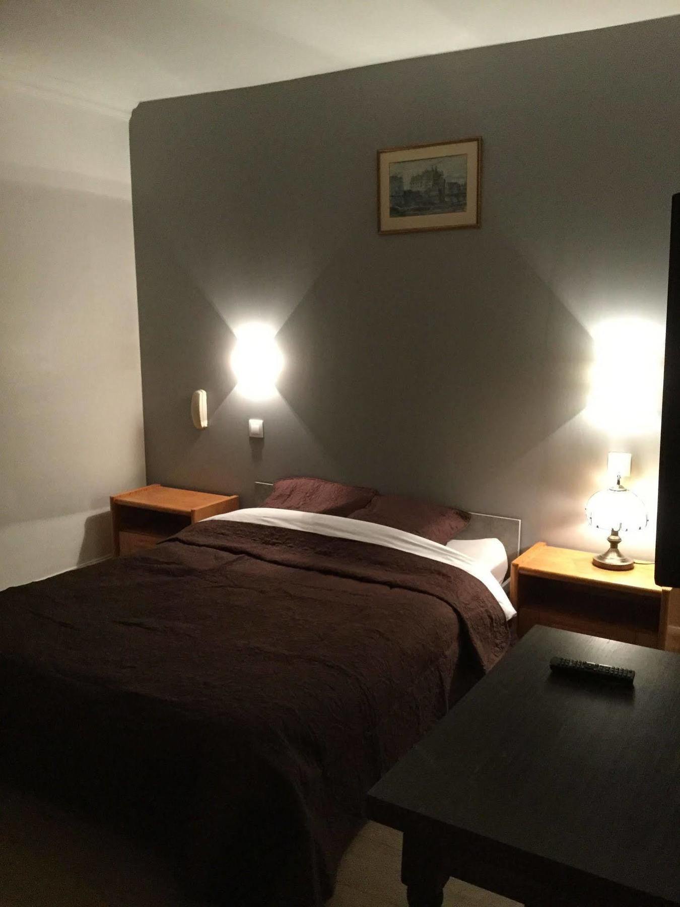 Hotel St Charles 랑부예 외부 사진