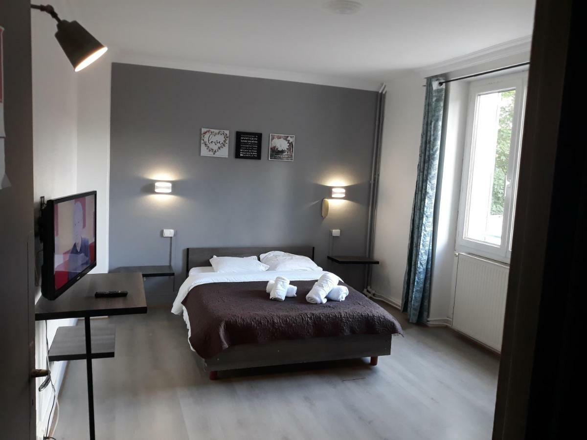 Hotel St Charles 랑부예 외부 사진
