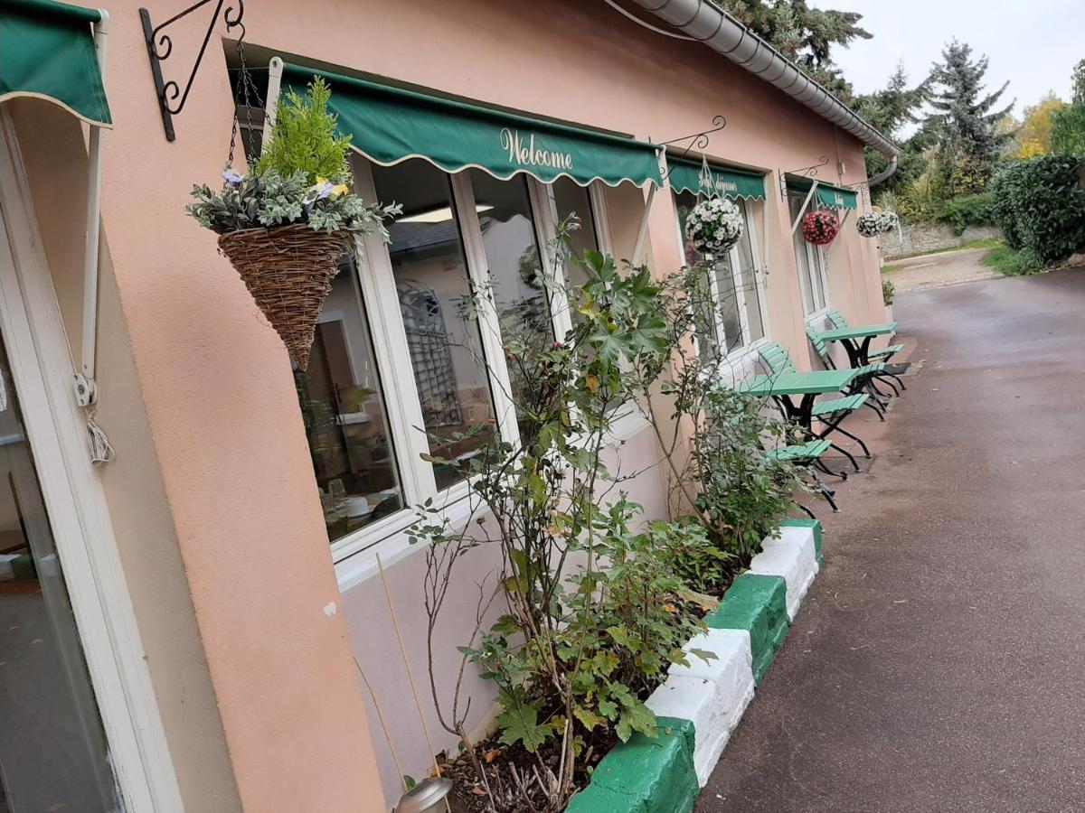 Hotel St Charles 랑부예 외부 사진